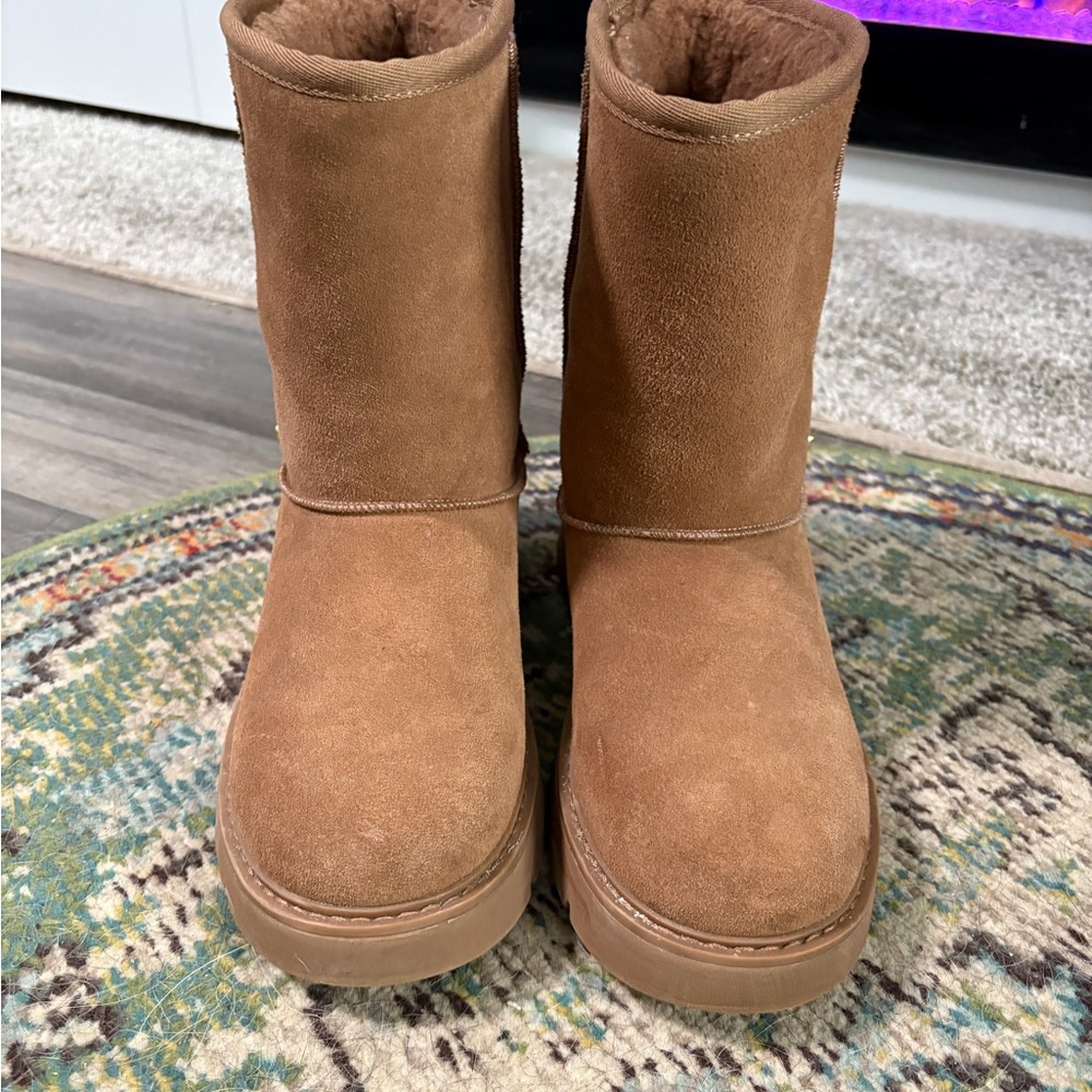 Skechers Tan Winter Boots